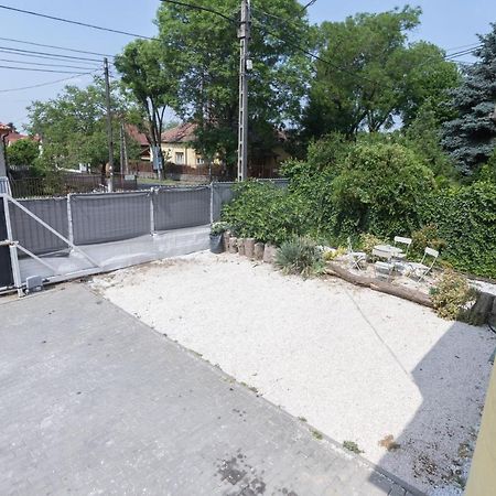 Hi-Bp Garden City Batsanyi Tiny House Near The City Train With Free Parking Budapest Esterno foto